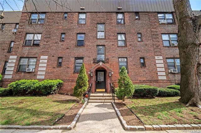 22-27 76th Street B2, East Elmhurst, NY 11370