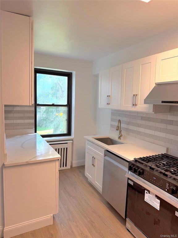 22-27 76 Street B2, East Elmhurst, NY 11370 — photo 5