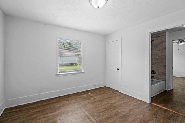 6414 Woodrow Street, Texas City, TX 77591