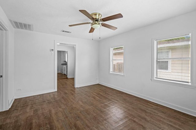 6414 Woodrow Street, Texas City, TX 77591