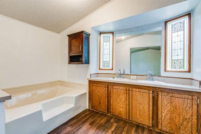 28 Wembley Road, Gordonville, TX 76245