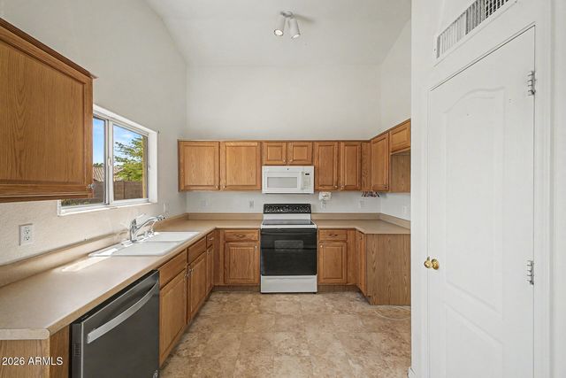 10049 E OLLA Avenue, Mesa, AZ 85212