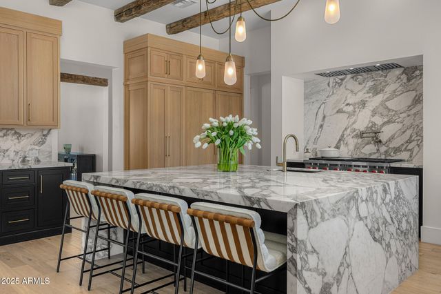 6238 E CALLE ROSA --, Scottsdale, AZ 85251