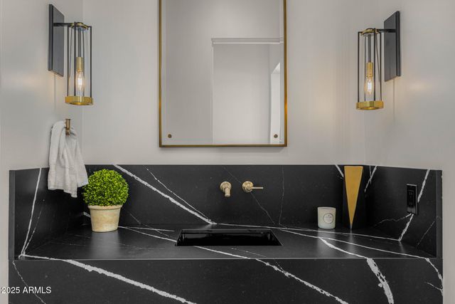 6238 E CALLE ROSA --, Scottsdale, AZ 85251