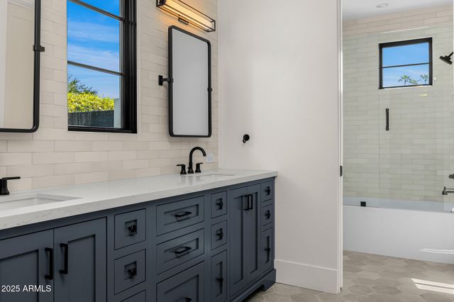 6238 E CALLE ROSA --, Scottsdale, AZ 85251