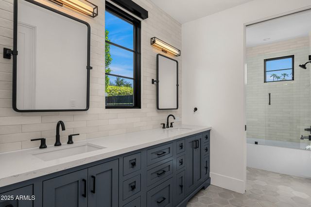 6238 E CALLE ROSA --, Scottsdale, AZ 85251