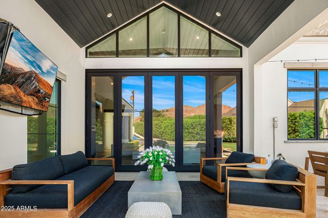 6238 E CALLE ROSA --, Scottsdale, AZ 85251