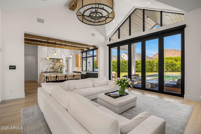 6238 E CALLE ROSA --, Scottsdale, AZ 85251