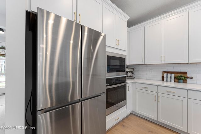 184 PARK CENTER Avenue, Ponte Vedra, FL 32081