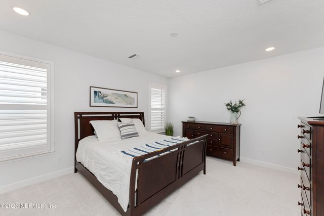 184 PARK CENTER Avenue, Ponte Vedra, FL 32081