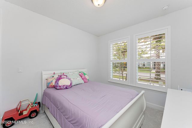 184 PARK CENTER Avenue, Ponte Vedra, FL 32081