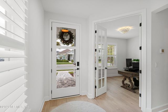 184 PARK CENTER Avenue, Ponte Vedra, FL 32081