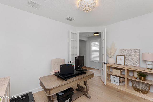 184 PARK CENTER Avenue, Ponte Vedra, FL 32081