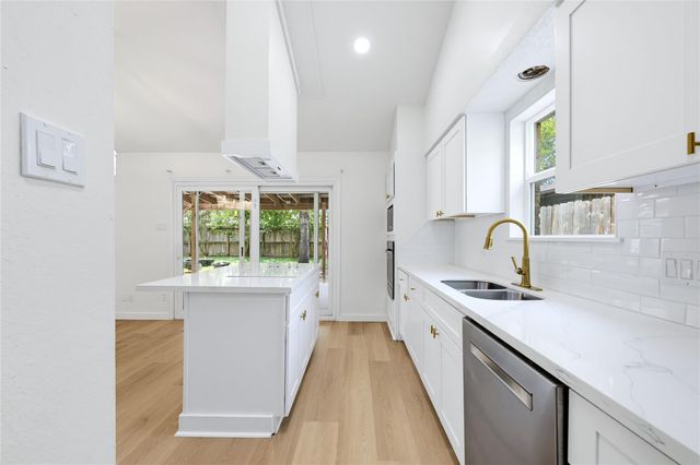 16310 Havenhurst Drive, Houston, TX 77059