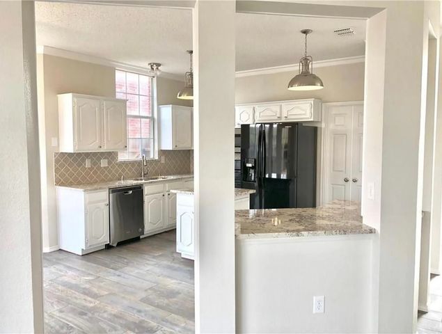 11112 Newport Drive, Frisco, TX 75035