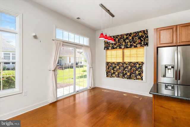 24 RAVENSLAKE RD, Monroe Township, NJ 08831
