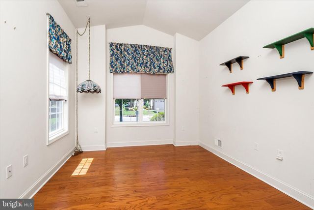 24 RAVENSLAKE RD, Monroe Township, NJ 08831