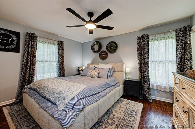 847 Beechwood Street, Sellersburg, IN 47172