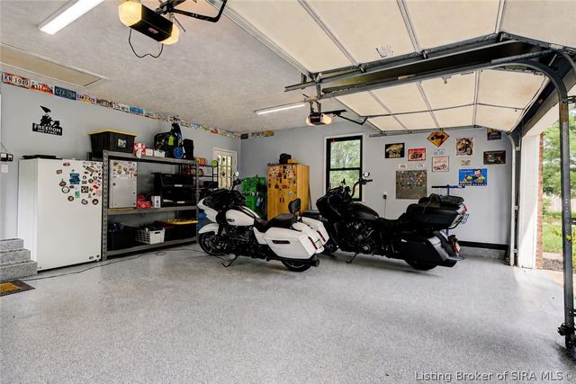 847 Beechwood Street, Sellersburg, IN 47172