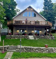 6807 Big Trail Road, Rose Township, MI 48442