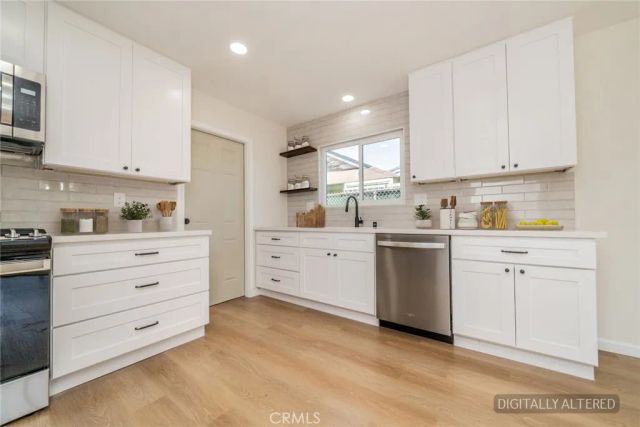 1227 Jadestone Lane, Corona, CA 92882