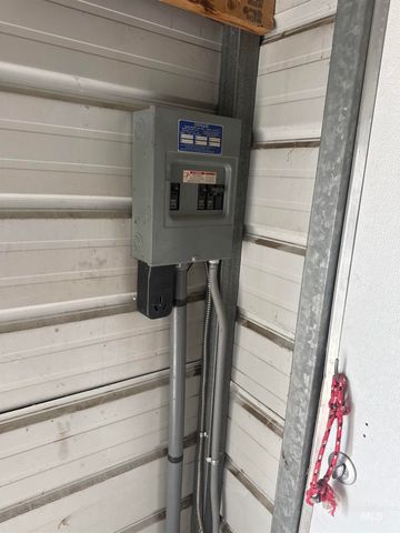 743 Lawrence Ave, Twin Falls, ID 83301