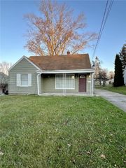 635 N Hazelwood Avenue, Youngstown, OH 44509