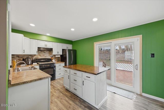 22 Ahern Avenue, Troy, NY 12180