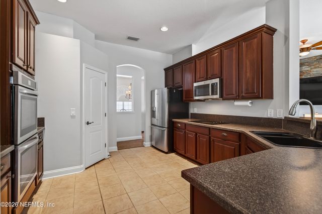 87238 BRANCH CREEK Drive, Yulee, FL 32097