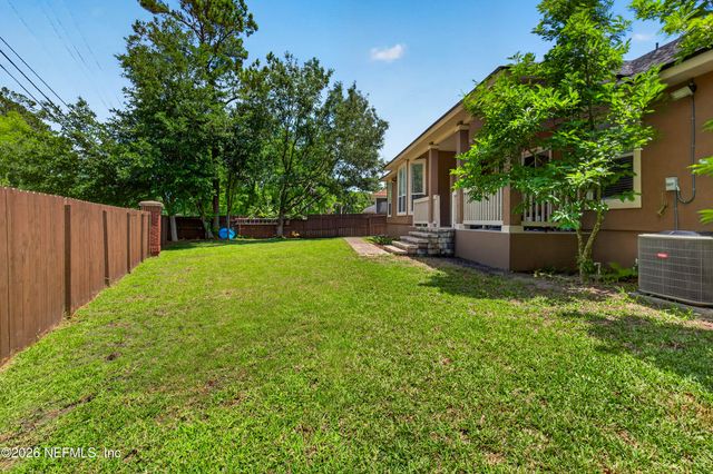87238 BRANCH CREEK Drive, Yulee, FL 32097