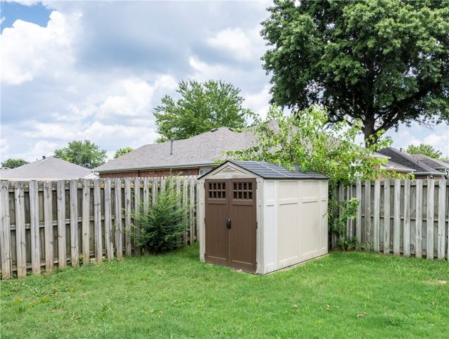 4002 SW Hansom Loop, Bentonville, AR 72712