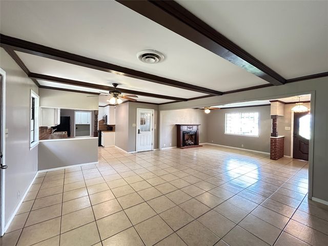 632 Lee Street, Sulphur Springs, TX 75482