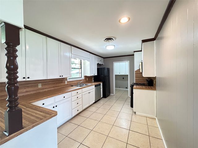632 Lee Street, Sulphur Springs, TX 75482