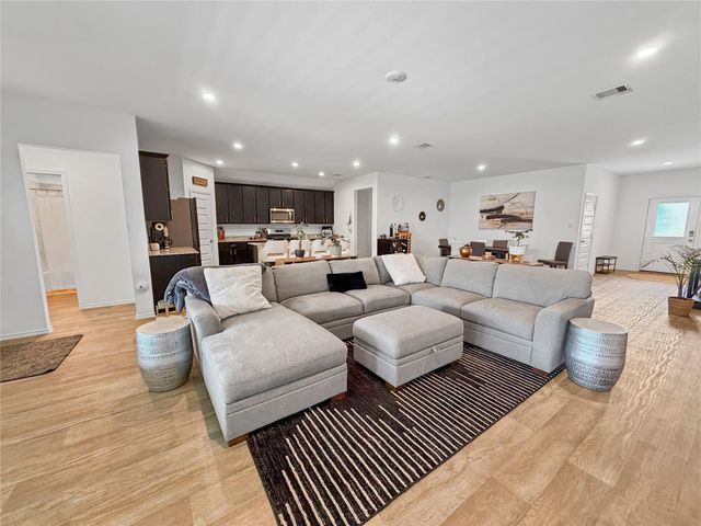 7319 Canyon Stream Street, Richmond, TX 77469