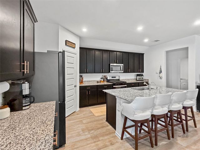 7319 Canyon Stream Street, Richmond, TX 77469