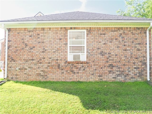 15203 Silver Springs Court, Memphis, IN 47143