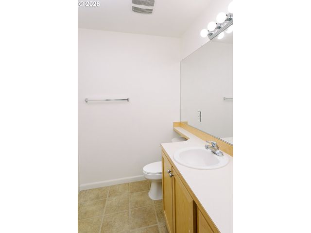 15480 Sw SPARROW Loop 102, Beaverton, OR 97007