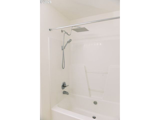 15480 Sw SPARROW Loop 102, Beaverton, OR 97007