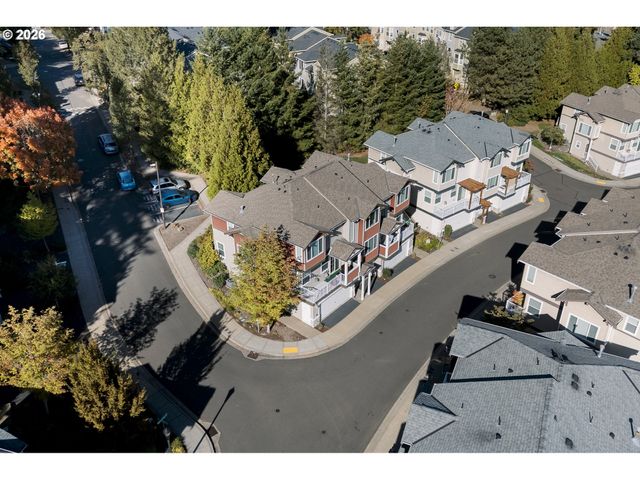 15480 Sw SPARROW Loop 102, Beaverton, OR 97007