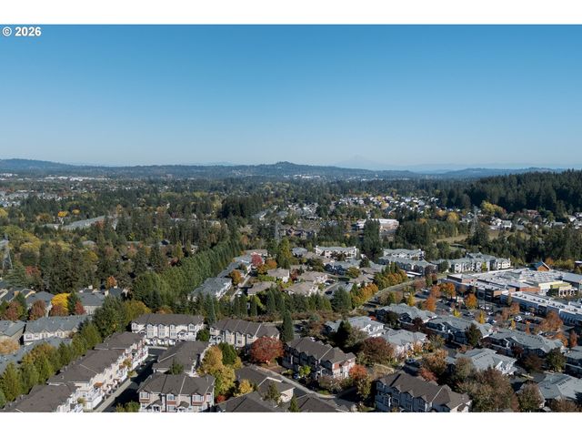 15480 Sw SPARROW Loop 102, Beaverton, OR 97007