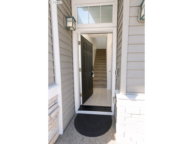 15480 Sw SPARROW Loop 102, Beaverton, OR 97007