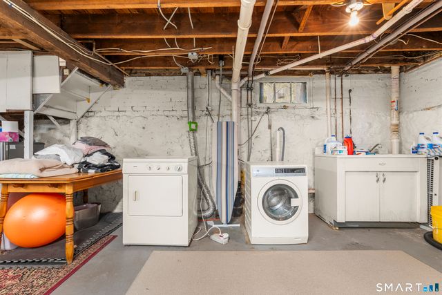 37 Elihu Street, Hamden, CT 06517