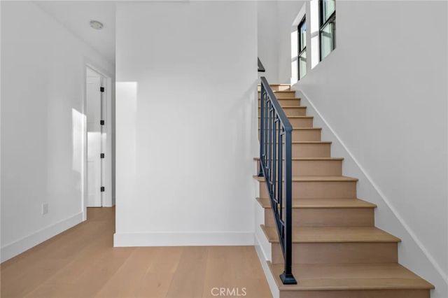 110 S Irena Avenue A, Redondo Beach, CA 90277
