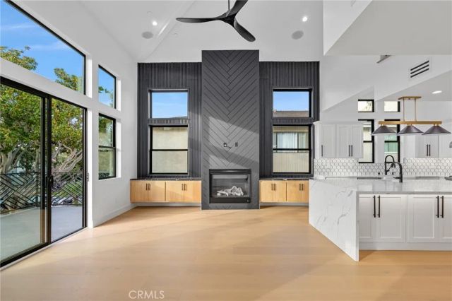 110 S Irena Avenue A, Redondo Beach, CA 90277