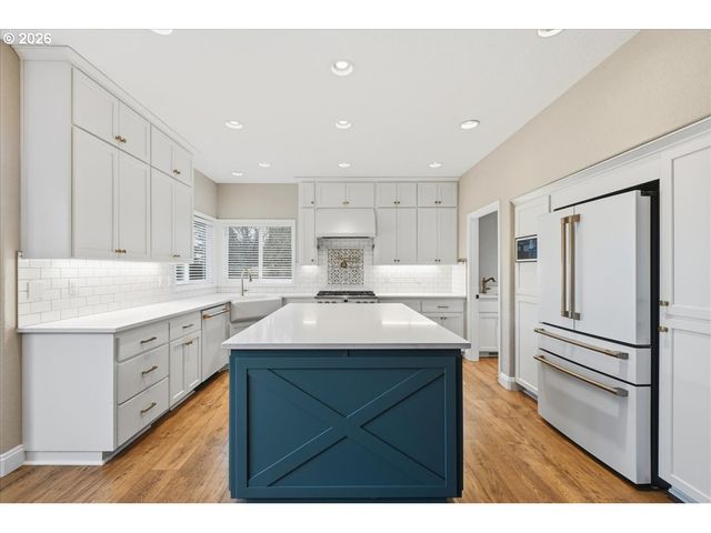 6810 Ne 252ND Way, Battle Ground, WA 98604