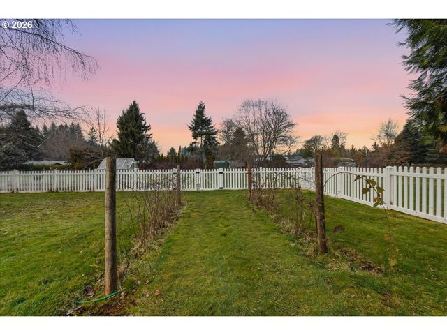 6810 Ne 252ND Way, Battle Ground, WA 98604