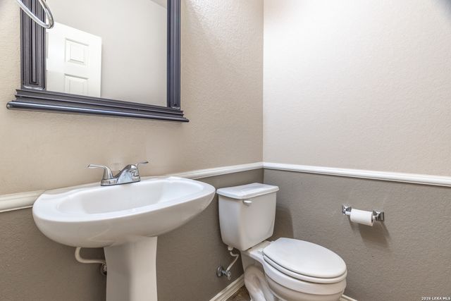 240 LIMESTONE CRK, New Braunfels, TX 78130