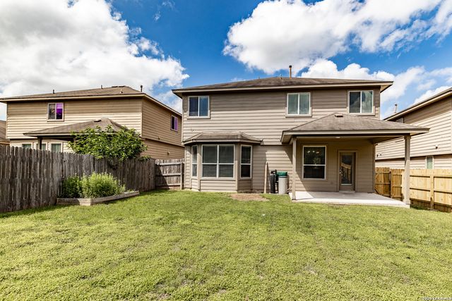 240 LIMESTONE CRK, New Braunfels, TX 78130