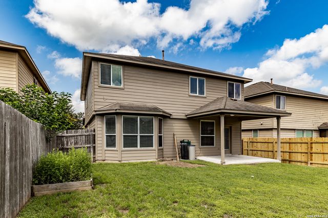 240 LIMESTONE CRK, New Braunfels, TX 78130