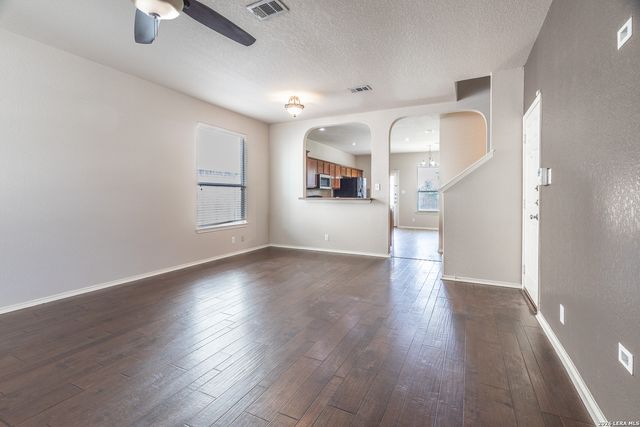 240 LIMESTONE CRK, New Braunfels, TX 78130